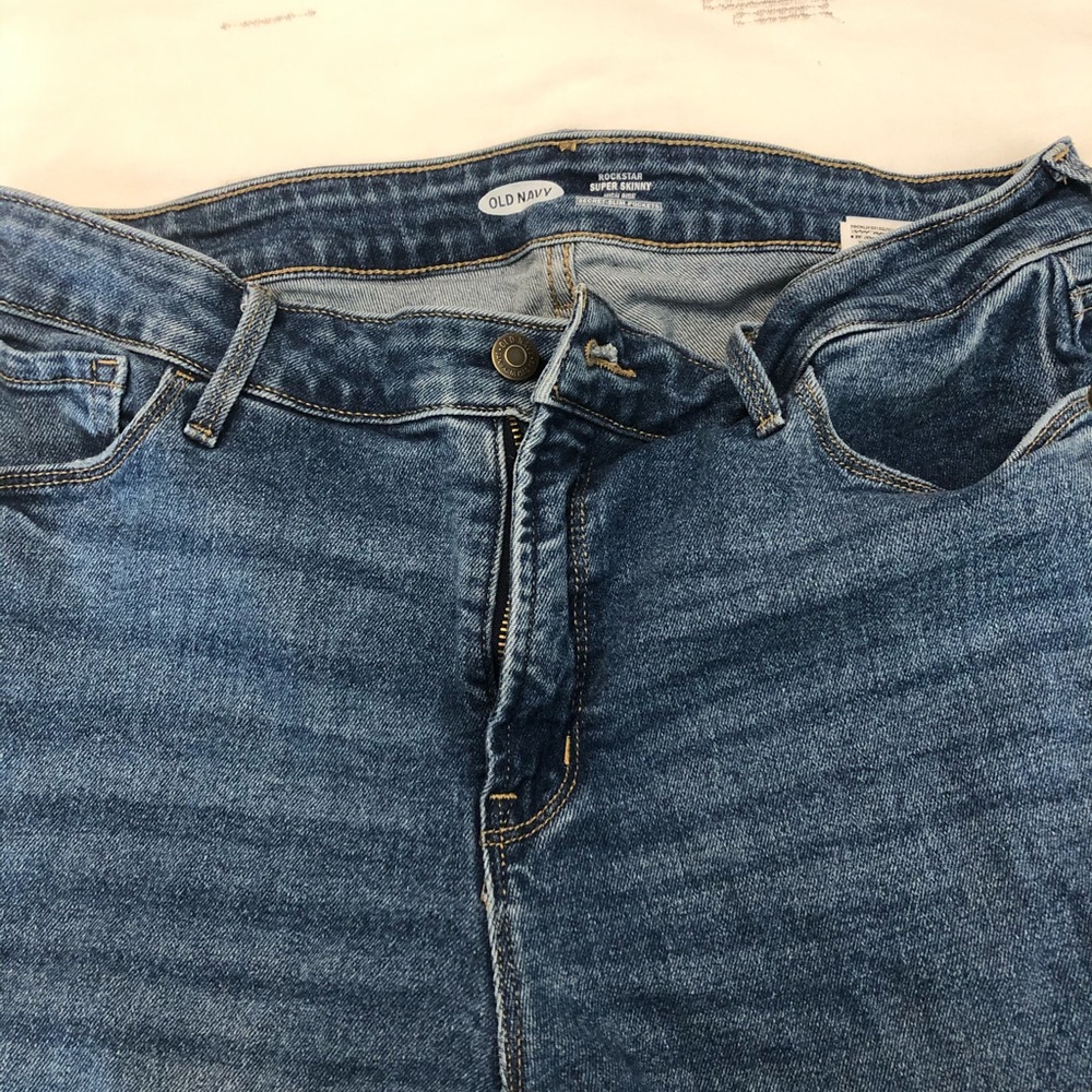 Old navy rockstar jeans